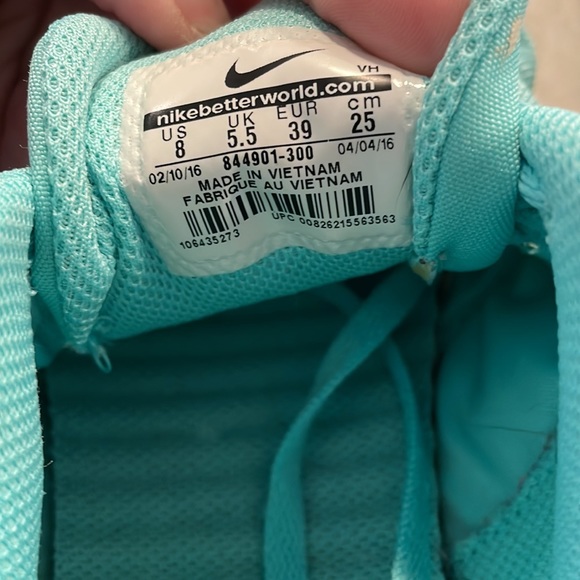 Nike MD Runner 2 Women's Running Shoes Size 8- teal - Picture 5 of 7